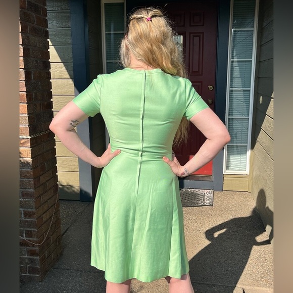 60s MOD Mint Green EMMA DOMB Dress / Coat Set - Vintage 1960s Dress size 14 - Picture 7 of 10